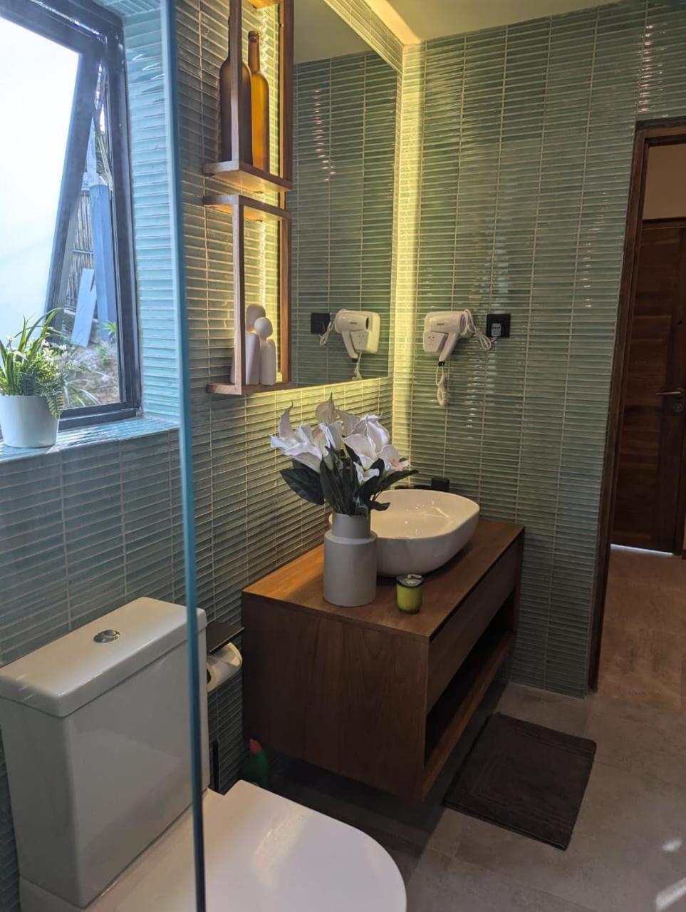 إيلا The Green Door الغرفة الصورة